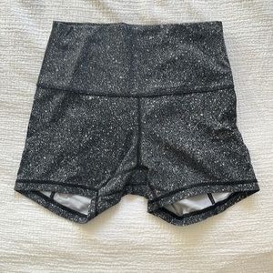 Lulu align shorts